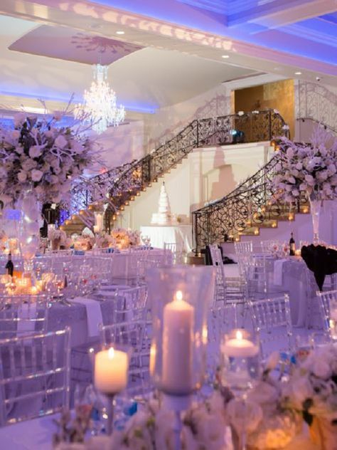 Big Wedding Venues Indoor, Celeberty Wedding, Kpop Sweet 16, Royalty Sweet 16 Theme, Wedding Venue Purple, Quinceanera Venues, Lavender Sweet 16, Lavender Themed Wedding, Quinceanera Venue