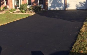 Driveway Cracks, Diy Doghouse, Blacktop Driveway, Driveway Sealing, Driveway Resurfacing, Stepping Stone Walkways, Diy Driveway, Driveway Repair, Patio Privacy Screen