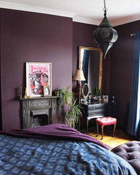 Dark purple bedroom Brinjal interior Dark Purple Walls Bedroom, Purple Wall Bedroom, Bedroom Purple Walls, Dark Purple Bedroom, Purple Bedroom Walls, Dark Purple Walls, Burgundy Bedroom, Bedroom Purple, Ford Pinto