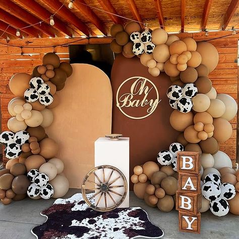 Cowboy Baby Shower Theme, Cow Baby Shower Theme, Rodeo Baby Shower, Rodeo Birthday Parties, Cow Birthday Parties, Cowgirl Baby Showers, Cowboy Theme Party, Balloons Arch, Cow Baby Showers