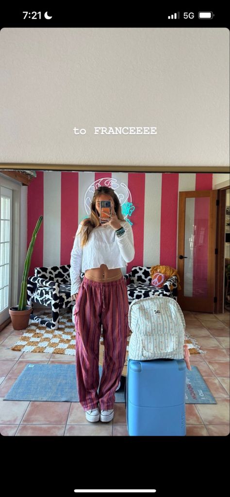 Lexie Hidalgo Outfits, Boho Back To School Outfits, Hippie Outfits Summer, Beach Aesthetic Outfits, Lexi Hidalgo, Boho Fits, Earthy Style, Summer Hiking, Boho Clothes