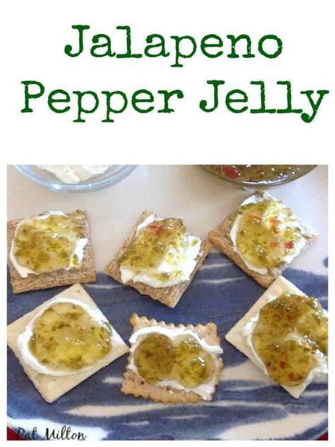 Jalapeno Jelly Recipes, Jalapeno Pepper Jelly, Pepper Jelly Recipes, Jalapeno Jelly, Homemade Ham, Hot Pepper Jelly, Jalapeno Pepper, Diy Easy Recipes, Jalapeno Recipes