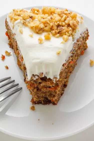 Box Carrot Cake Recipe, Cake Mix Carrot Cake Recipe, Betty Crocker Carrot Cake, Recipe Using Carrots, Carrot Cake Recipe Homemade, Box Cake Recipes, Butter Cakes, Apple Cobbler Recipe, Easter Brunch Menu