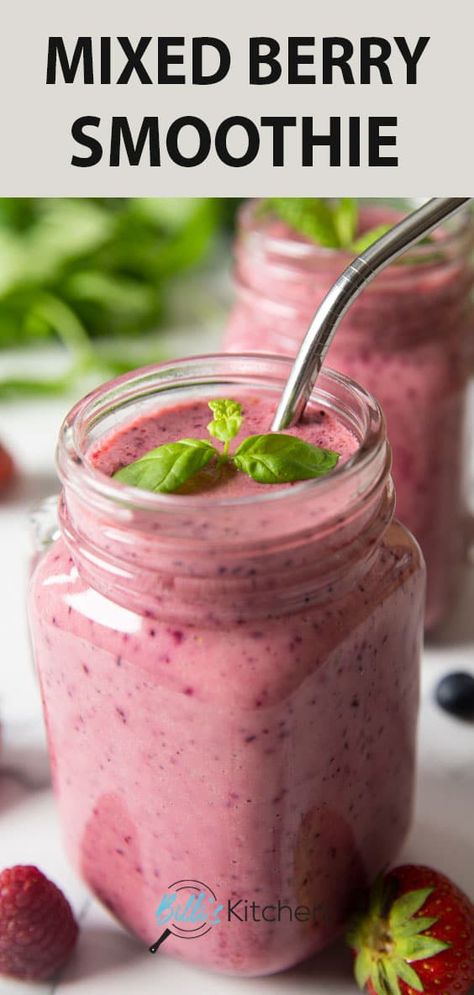 Here's a healthy drink that's good for breakfast or snack! You can prepare this delicious Mixed Berry Smoothie with fresh or frozen berries, so feel free to make it the whole year-round! Easy Berry Smoothie, Berry Smoothie With Yogurt, Frozen Berry Smoothie, Healthy Fruit Smoothies, Mixed Berry Smoothie, Mint Lemonade, Frozen Berries, Yogurt Flavors, Yogurt Smoothies