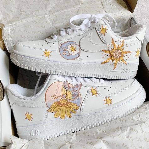 Paper Curve & Curl Customs on Instagram: “Pastel sun, moon, and stars AF1 requested by @yeubelleee ✨ Inspired by @raychponygold amazing digital artworks 🥺🤍 Surely one of my most…” Painted Shoes Diy, Custom Shoes Diy, Painted Sneakers, Preppy Shoes, All Nike Shoes, Air Force 1 Custom, Personalized Shoes, Custom Air Force 1, Cute Nike Shoes