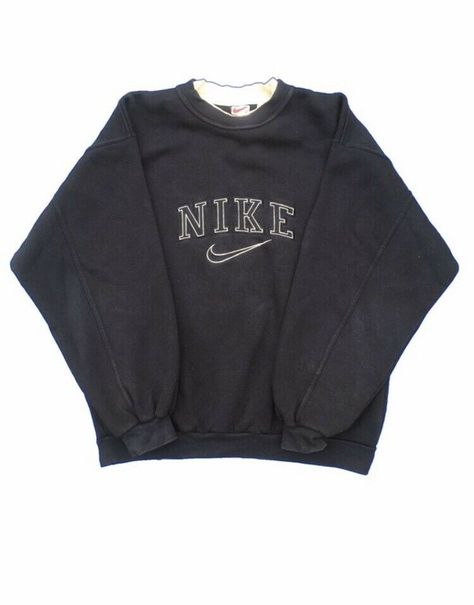 Create A Wardrobe, Spiritual Fashion, Vintage Nike Sweatshirt, Cute Nike Outfits, Nike Crewneck, Nike Pullover, Nike Vintage, Sweatshirt Outfit, Vintage Hoodies