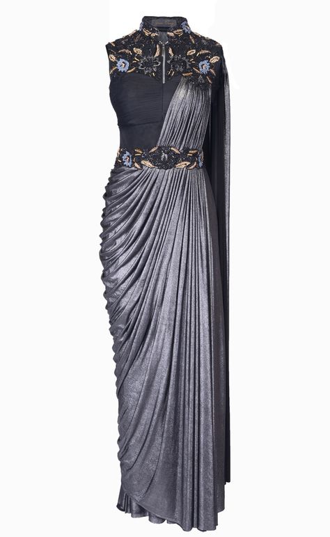 draped cocktail sari gown Gown Saree, Saree Draping Styles, Sari Design, Kebaya Muslim, Drape Gowns, Saree Gown, Salwar Kamiz, Saree Designs Party Wear, Indian Gowns Dresses