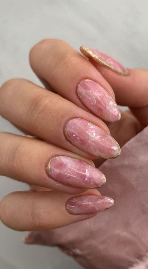 Dive into Summer 2023 with Neutral Nail Trends: Explore Classy and Simple Designs Isabel May, Rose Quartz Nails, Short Pink Nails, Marble Nail Designs, Quartz Nail, Stylish Nails Designs, Cute Acrylic Nail Designs, Almond Nails Designs, Nail Idea