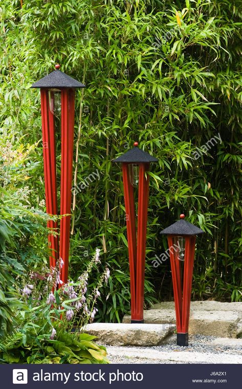 Download this stock image: garden lamps bamboo illuminate shiner light lamp luminary japanese light garden - J6A2X1 from Alamy's library of millions of high resolution stock photos, illustrations and vectors. Japanese Garden Lighting, Japanese Garden Lanterns, Japanese Garden Decor, Small Japanese Garden, Japanese Lamps, Japanese Garden Landscape, Zen Garden Design, Japan Garden, Light Garden