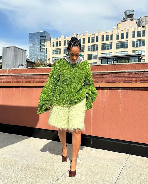 Tracee Ellis Ross | DRIES BABY | Instagram Tracee Ellis Ross Style, Tracee Ellis Ross Fashion, Imperfection Is Beauty, Tracee Ellis Ross, Style Muse, Weird Fashion, Dries Van Noten, Streetwear Outfit, Daily Outfits