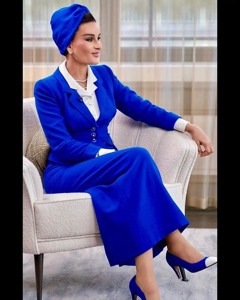 Qatar's Sheikha Moza is stylish 'face of conservative regime' Tamim Bin Hamad Al Thani, Dior Skirt, Valentino Gowns, Qatar Doha, Julien Macdonald, Chanel Couture, Armani Prive, Fashion Hacks Clothes, Royal Fashion