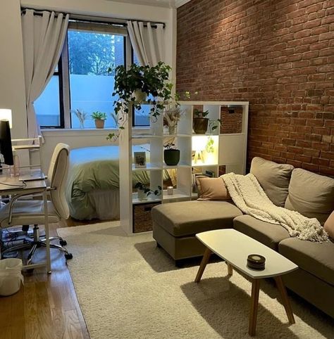 Cozy Studio Apartment, Studio Apartment Living, Studio Apartment Design, Studio Apartment Divider, Deco Studio, Small Studio Apartment, Decor Studio, Dream Apartment Decor, Studio Apartment Layout