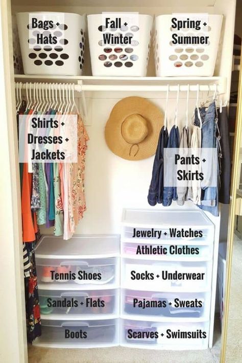 Small Room Organization, Organizar Closet, Organized Closet, Tiny Closet, Dorm Organization, Clothes Closet Organization, Kids Closet Organization, Bedroom Organization Closet, Dorm Room Organization