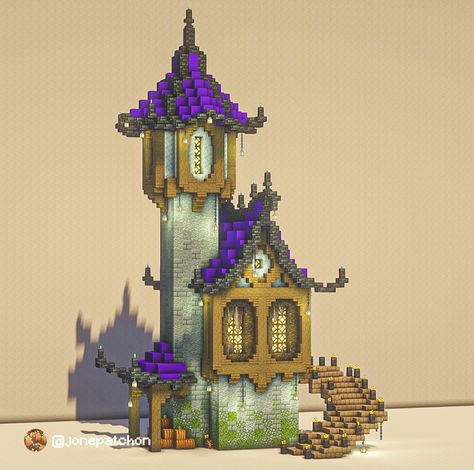 Raised Minecraft House, Cute Witchy Minecraft Builds, Purple Castle Minecraft, Minecraft Fantasy Builds Tower, Minecraft Witch Tower Ideas, Magic Shop Minecraft, Minecraft Amethyst Tower, Wizard Tower Minecraft Easy, Minecraft Sun House