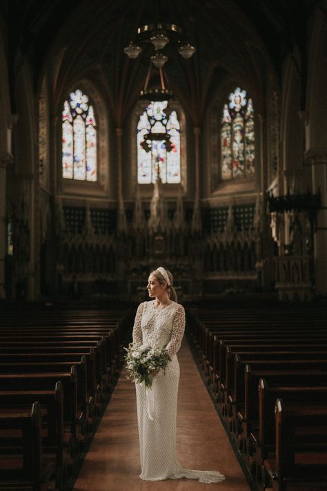 Wedding Chapel Photography, Church Ceremony Photography, Cathedral Wedding Photography, Chapel Wedding Photography, Convalidation Ceremony Catholic, Wedding Photos In Church, Cathedral Wedding Photos, Church Wedding Pictures, Church Wedding Photo Ideas