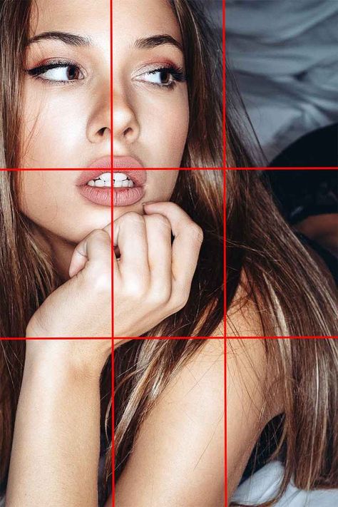 Rule of thirds is very important for a selfie Selfie Tutorial, Iphone Selfie, Photo Lens, Photography Genres, Best Selfies, Perfect Selfie, Selfie Light, Rule Of Thirds, Famous Photographers