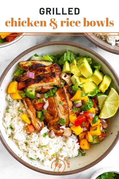 This chicken and rice bowl is the perfect dish for summer. It combines sweet and spicy grilled chicken with sweet coconut rice, fresh mango salsa, and creamy avocado. Enjoy it as an easy dinner or perfect for meal prep. Gluten-free, dairy-free, and high protein. Chicken Mango Bowl, Gluten Free Rice Bowl Recipes, Grilled Chicken Rice Bowl, Chicken And Avocado Recipes Dinners, Healthy Dinner Recipes For Athletes, Meal Prep Bowl Ideas, Summer High Protein Meals, High Protein Meals Dairy Free, Healthy Meal Prep High Protein