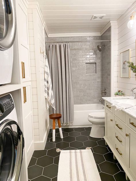 Full Bath Laundry Room Combo Layout, Laundry Room Ideas With Toilet, Full Bath Laundry Room Combo, Small Rectangle Bathroom Layout, Bathroom Laundry Combo Floor Plans, Bath Laundry Combo, Bathroom And Laundry Room Combo, Combined Laundry And Bathroom, Bathroom Laundry Room Combo