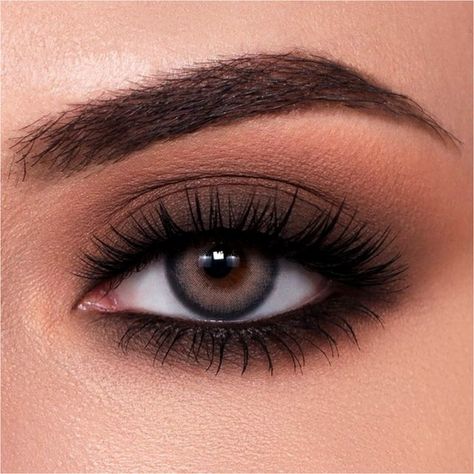 Machiaj Smokey Eyes, Eyeliner Cat, Smokey Eye Makeup Steps, Teknik Makeup, Brown Smokey Eye Makeup, Matte Eye Makeup, Brown Smokey Eye, Evening Eye Makeup, Eye Makeup Images