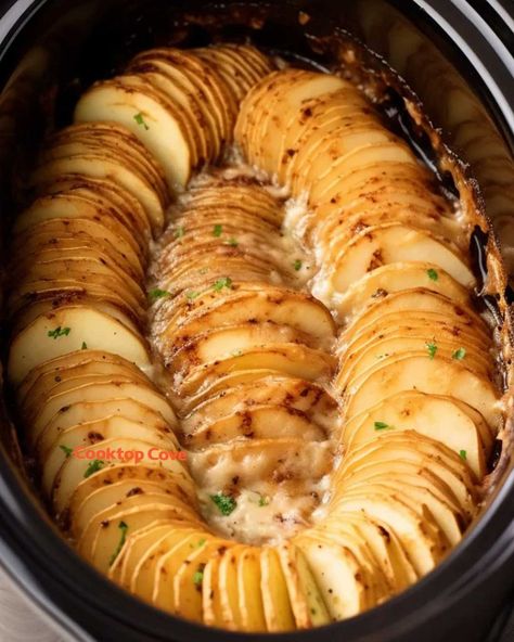 My hubby loved every bite of this dish, and rated it 5 stars! Says I shouldn't change a thing Lipton Onion Soup Potatoes, Lipton Onion Potatoes, Onion Soup Potatoes, Onion Potatoes, Slow Cooker Kitchen, Crockpot Side Dishes, Slow Cooker Potatoes, Crock Pot Potatoes, Potato Recipes Side Dishes