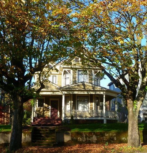 Grimm house Portland Oregon Portland House, Big Porch, Dream House Aesthetic, Oregon House, Small Town America, Dr House, Home Additions, Girl House, Dream House Exterior