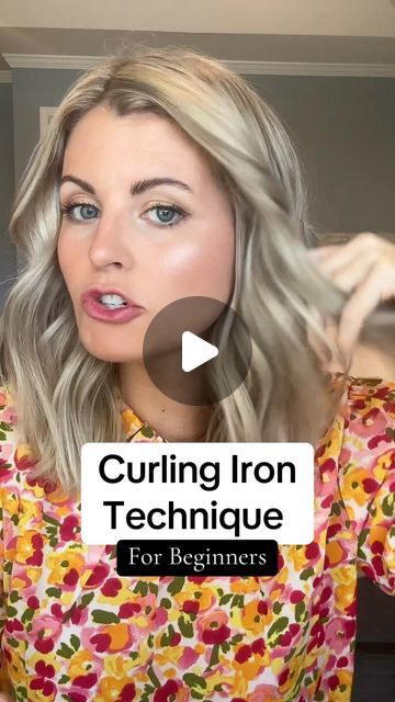 Chelsea Bare on Instagram: "Day 3 of 30 days of hairstyles. Give this technique a try if you are going for the loose beachy waves. 🩷 #easyhair #curlingirontutorial #curlingiron #hair #hairtutorial #hairtip #hairforbeginners" Beachy Waves Mid Length Hair, Mid Length Soft Waves, How To Curl Medium Hair Beach Waves, Beachy Waves Shoulder Length Hair, Slightly Wavy Hair Tutorial, Beach Waves For Short Hair Tutorial Curling Iron, Shoulder Length Waves How To Do, Loose Waves Shoulder Length Hair, Short Hair Beach Waves With Flat Iron