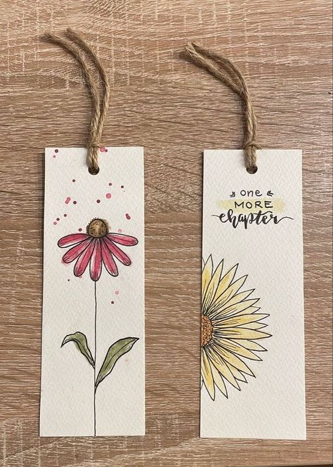 Diy Bookmarks Watercolor Aesthetic, Paint Bookmarks Diy, Bookmark Ideas Aesthetic Drawing, What To Draw On A Bookmark, Cute Bookmarks Painting, Book Marks Drawing Ideas, Book Mark Inspo Aesthetic, Handmade Book Marks Ideas, Book Mark Aesthetic Ideas