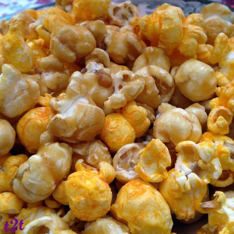 Chicago Style Popcorn, Midwestern Style, Cheddar Corn, Caramel Recipe Easy, Popcorn Flavors, Cheese Popcorn, Healthy Popcorn, Chicago Gifts, Popcorn Snacks