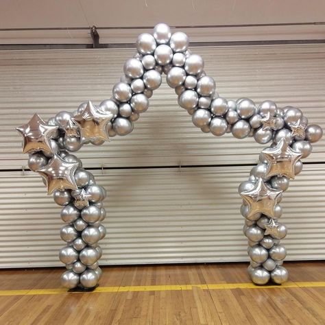 Chrome Star, Event Decor Ideas, 18th Birthday Party Themes, Silver Balloon, Balloon Arrangements, Silver Decor, 14th Birthday, Star Party, Balloon Columns