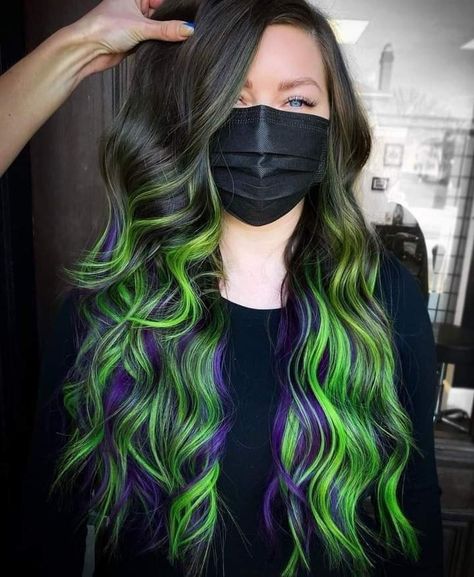 Halloween colors! Vampire Hairstyles, Halloween Hair Dye, Hairstylist Inspiration, Purple And Green Hair, Neon Hair Color, Sunset Hair, Pravana Vivids, Split Dyed Hair, Vivid Hair Color