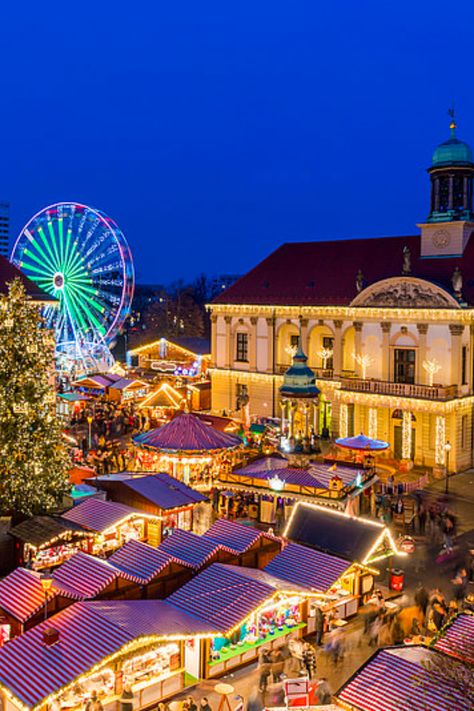 14 Best Chritsmas Markets in Germany : Magdeburger Weihnachtsmarkt Magdeburg Germany, Winter Collage, Market Aesthetic, Christmas Nostalgia, Winter Market, German Christmas Markets, Best Christmas Markets, Winter Event, German Christmas