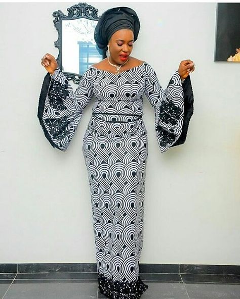 @nIiviannated #asoebispecial #asoebi #speciallovers #wedding #makeover #headgear #facebeatby @kekakekas Black And White Asoebi Styles, Blouse Lace Styles, Iro And Blouse Lace Styles Latest, Iro And Blouse, Lace Asoebi, Wedding Makeover, Beautiful Ankara Styles, Traditional Women, Style Africain