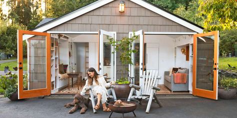 This 480-Square-Foot Garage Became a Tiny House Perfectly Suited for Guests | Better Homes & Gardens Backyard Guest Houses, Garage Guest House, Converted Garage, House Shed, Tiny House Floor Plans, Garage Conversion, Guest Cottage, The Embrace, Garage House