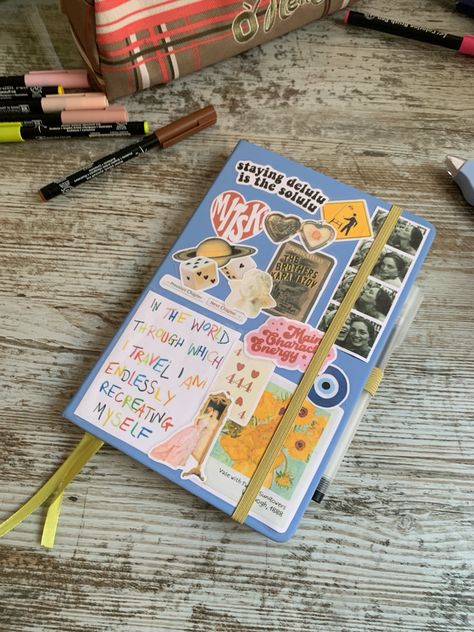 Bujo, bullet journal cover with aesthetic stickers How To Decorate My Journal, Front Cover Of Journal Ideas, Diy Journal Covers Ideas, Journal Book Covers Ideas, Scrapbook Notebook Cover, Small Junk Journal Ideas, Journals Aesthetic Cover, Journal With Stickers On Cover, Stickers On Journal Cover