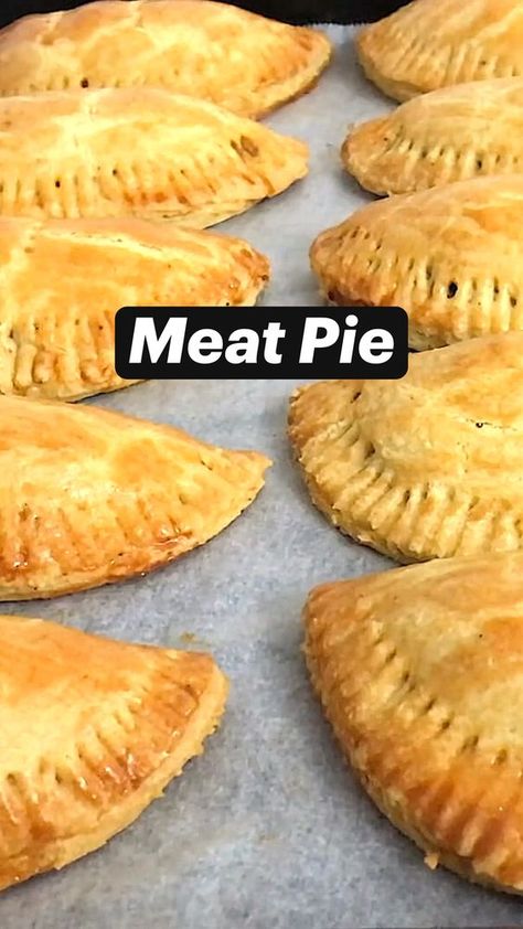 How to make meat pie Meat Pie African, African Meat Recipes, Easy Nigerian Recipes, Nigerian Cooking Recipes, Meatpie Nigerian Recipe, Recipes For Pies, Nigerian Snacks Recipes, Easy Nigerian Food Recipes, How To Make Meat Pie