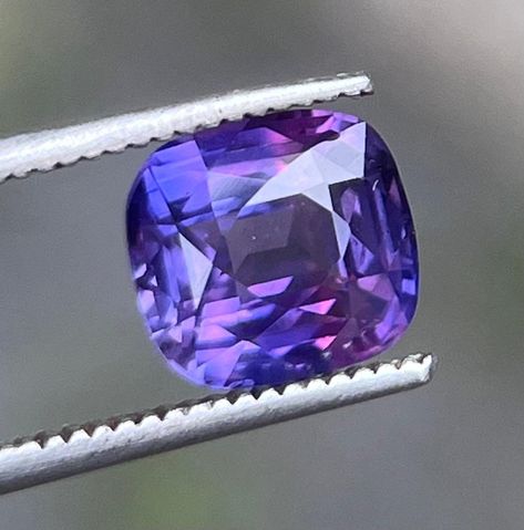 Violet Sapphire, Womens Ring, Purple Sapphire, Bespoke Jewellery, Engagement Rings Sapphire, 2 Carat, Shades Of Purple, Pink Sapphire, Sapphire Ring