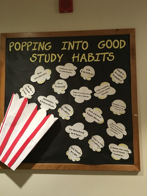 3-D popcorn bulletin board. Bucket pops out. Study tips board. Academic theme. Popcorn Bulletin Board, Easter Bulletin Boards, Deco Cinema, High School Bulletin Boards, Classroom Door Decor, College Bulletin Boards, Bulletin Boards Theme, Work Bulletin Boards, Diy Bulletin Board