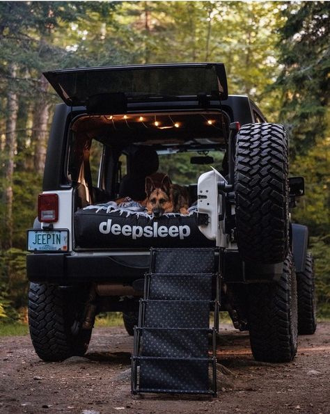 Carros Jeep, Jeep Wrangler Camping, Jeep Wrangler Diy, Tall Garage, Adventure Jeep, Black Jeep Wrangler, Box Ceiling, Overland Camping, Good Better Best