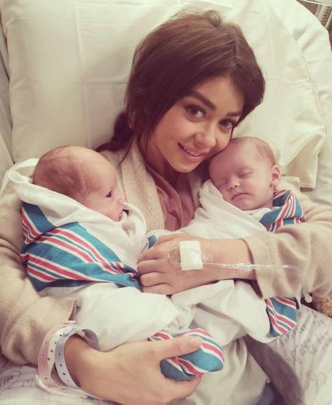 Haley Modern Family, Modern Family Haley, Hindu Baby Boy Names, Modern Family Funny, Peyton Clark, Names Girl, Sarah Hyland, Newborn Twins, Unique Baby Names