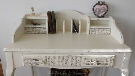 Royalcore Desk, Hallway Desk, Antique White Desk, White Academia, White Wooden Desk, Room Coquette, Feminine Desk, Cabin Room, Cottagecore Room