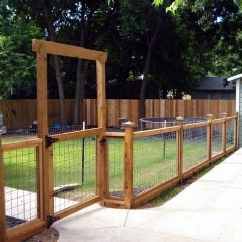 Top 60 Best Dog Fence Ideas - Canine Barrier Designs Dog Fence Ideas, Backyard Dog Area, Dog Backyard, Dog Yard, Patio Fence, Dog Area, Diy Fence, Front Yard Fence, Outdoor Room