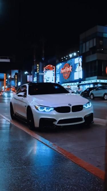 Car Edits, Carros Bmw, Serie Bmw, Bmw Girl, Dream Cars Bmw, Bmw Sport, Hummer Cars, Dream Motivation, Bmw Wallpapers