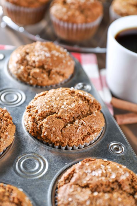 Ginger Muffins Healthy, Bakery Style Gingerbread Muffins, Ginger Spice Muffins, Easy Gingerbread Muffins, Spice Cake Muffins Recipes, Healthy Gingerbread Muffins, Ginger Muffins Recipe, Birthday Desserts Easy, Muffin Flavor Ideas