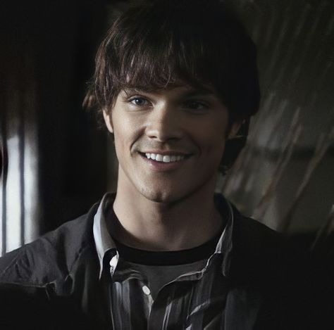 Sam Winchester Pfp, Young Sam Winchester, Sam Winchester Icon, Jacen Solo, Sam Supernatural, Spn Dr, Supernatural Sam Winchester, Clue Board, Supernatural Dr