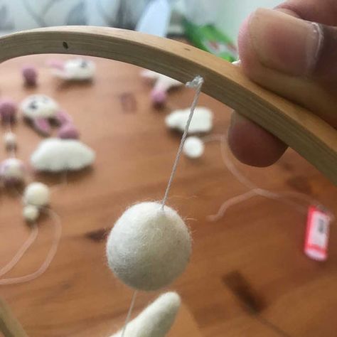 How To Make A Nursery Mobile On A Round Wooden Mobile Frame – Felt Ball Rug Australia Diy Mobiles For Nursery, Felt Mobile Diy, Diy Cot Mobile, Crib Mobile Diy, Homemade Baby Mobiles, Diy Baby Mobile Tutorial, Rug Australia, Pregnancy Crafts, Felt Mobiles