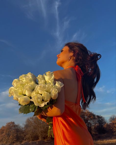 Orange dress 
Flowers
Roses
Flower bouquet 
Rose bouquet 
Birthday 
Social media
Pose ideas
Photography poses
Satin dress Photo Ideas With Flower Bouquet, Birthday Picture With Flowers, Flower Photoshoot Birthday, Birthday Flowers Bouquet Photoshoot, Birthday Bouquet Photoshoot, Flowers Poses Ideas, How To Pose With Flower Bouquet, Flower Pic Ideas, Birthday Shoot Dresses For Ladies