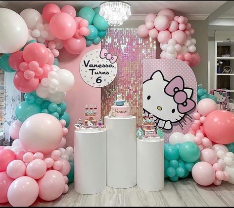 Hello Kitty Baby Shower, Hello Kitty Birthday Theme, Hello Kitty Theme Party, Hello Kitty Birthday Cake, Mickey Mouse 1st Birthday, Bubble Guppies Birthday, Hello Kitty Birthday Party, Hello Kitty Baby, Hello Kitty Themes