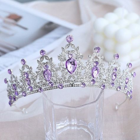 Lavender Wedding Tiara, Lilac Quinceanera Crown, 16 Birthday Party Ideas Purple And Silver, Quinceanera Crowns Purple, Purple Quinceanera Crowns, Purple Crown Queens, Sweet 16 Party Ideas Purple And Silver, Lilac Tiara, Light Purple Quince