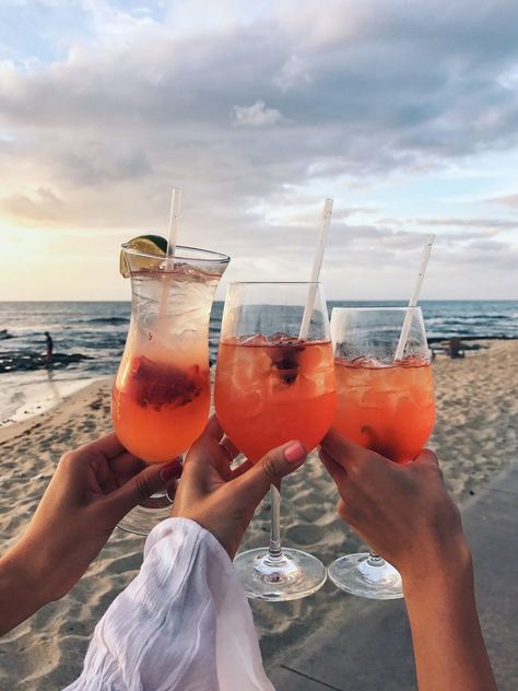 Wine Glasses, The Beach, Wine, Drinks, Instagram