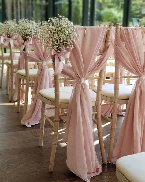 Pink Wedding Altar, Pink Blush Wedding Theme, Pastel Pink And White Wedding Theme, Pink And Beige Wedding Theme, Olive And Pink Wedding, Wedding Guest Table Ideas, Dusty Pink Wedding Theme, Pale Pink Weddings, Baby Pink Wedding